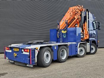 Volvo FH 16.660 8x2*6 / HIAB 80 t/m CRANE / KRAN